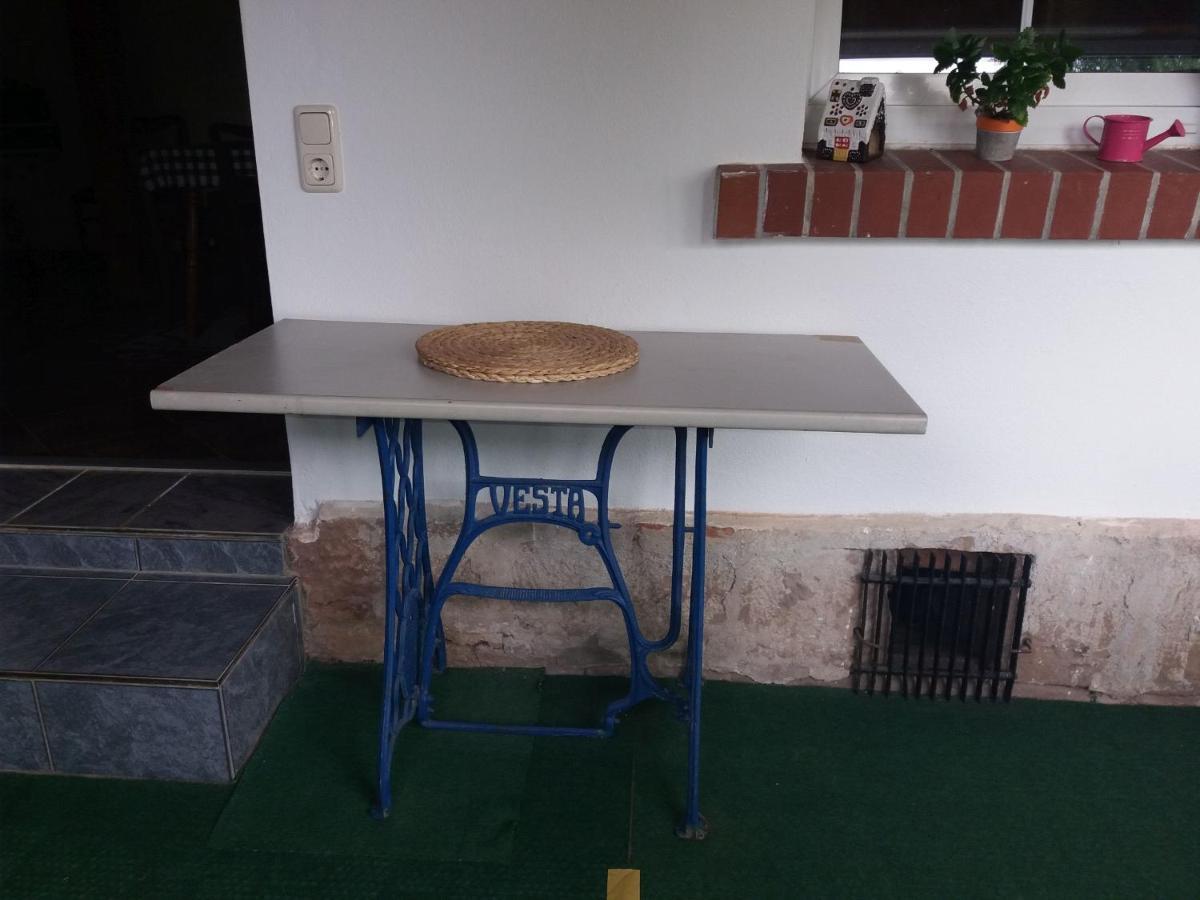 Gumperda Ferienwohnung Meier מראה חיצוני תמונה